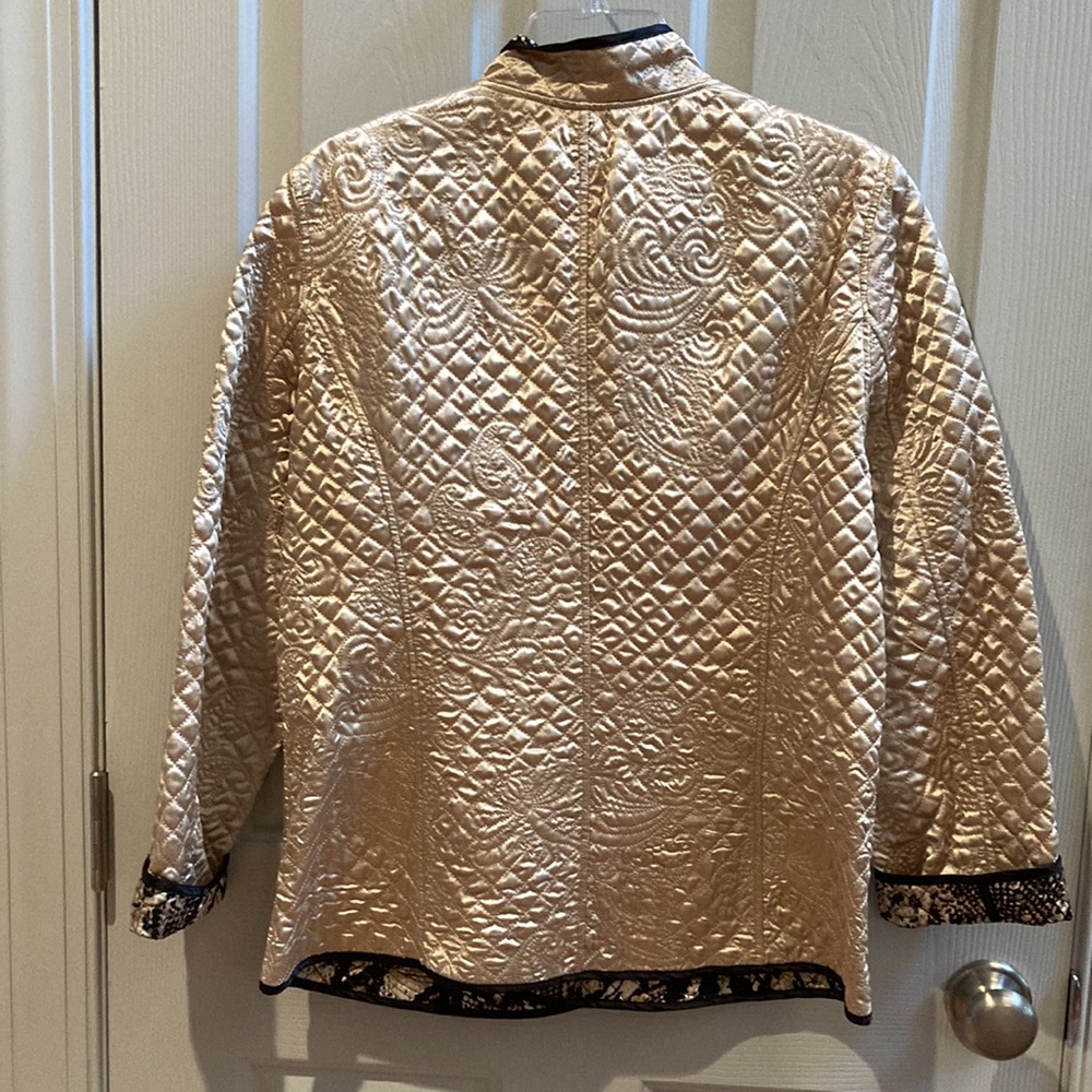 Euc Reversible Jacket - image 3